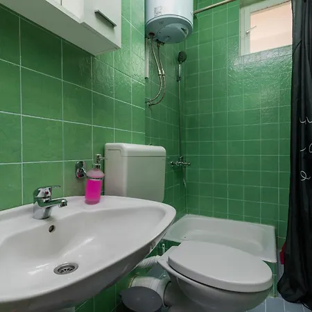 Guest house And With Parking Space Podgora, Makarska - 23916 Podgora (Split-Dalmatia)