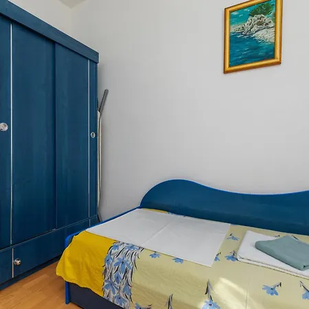 And With Parking Space Podgora, Makarska - 23916 Guest house 3*