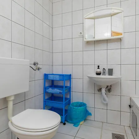 And With Parking Space Podgora, Makarska - 23916 Guest house Podgora (Split-Dalmatia)