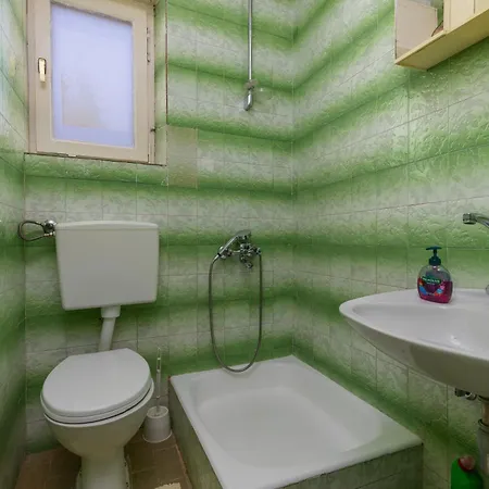 Guest house And With Parking Space Podgora, Makarska - 23916 Podgora (Split-Dalmatia)