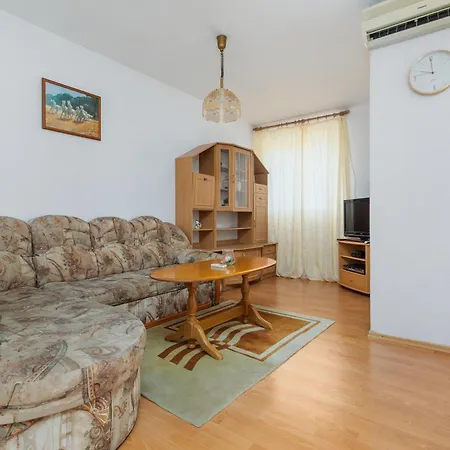 Πανσιόν And With Parking Space Podgora, Makarska - 23916 Podgora